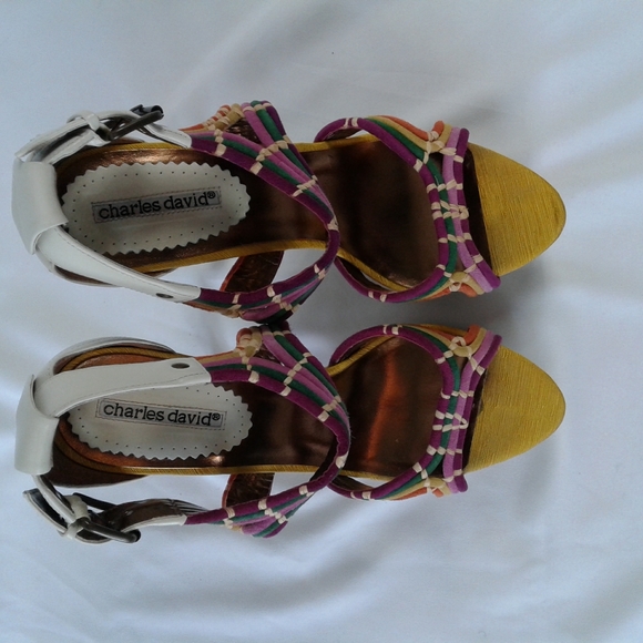 Charles and David Vero Cuoio - Picture 7 of 8